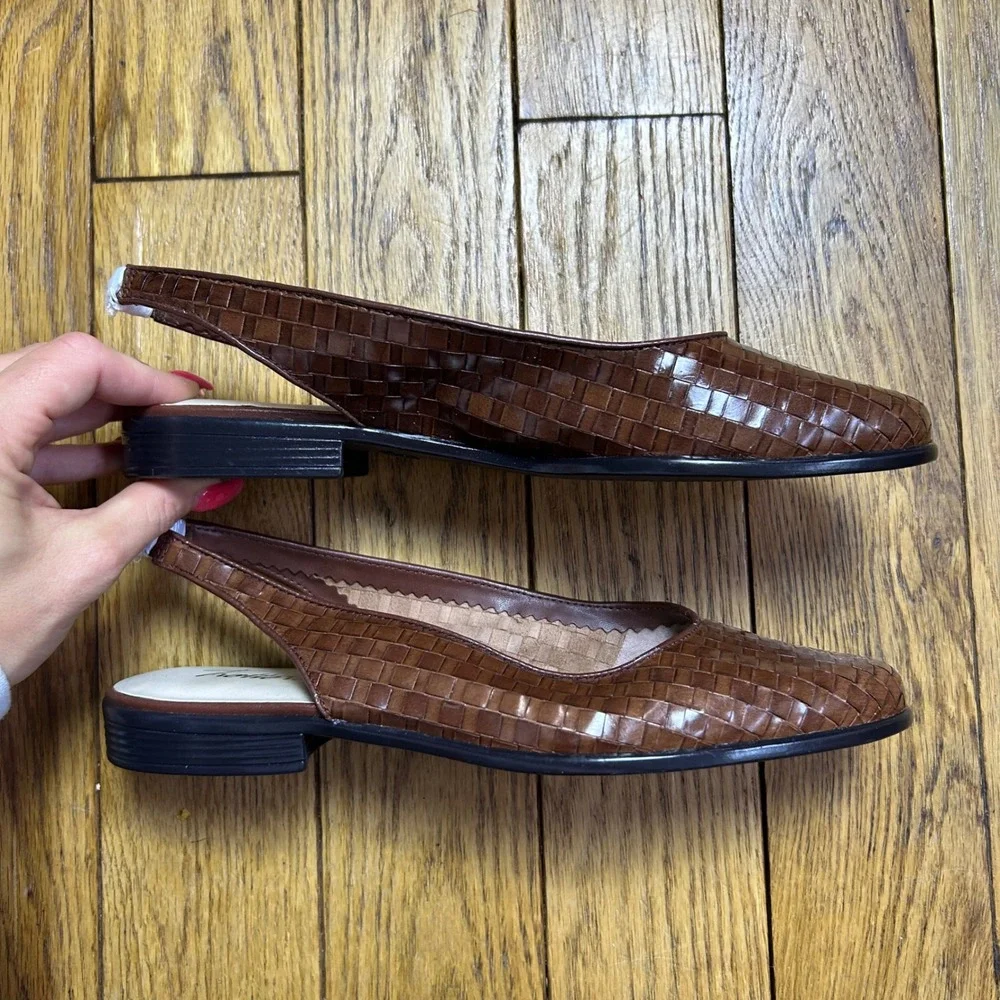 Trotters Womens Brown Woven Leather Slingback Flats Pointed Toe Shoes 9.5M